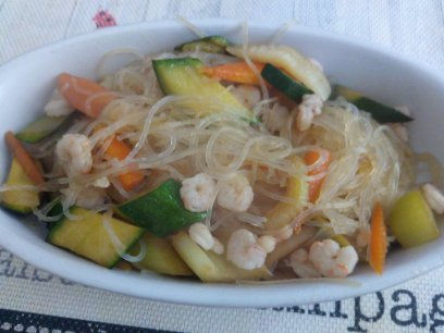 Spaghetti di germogli di soia