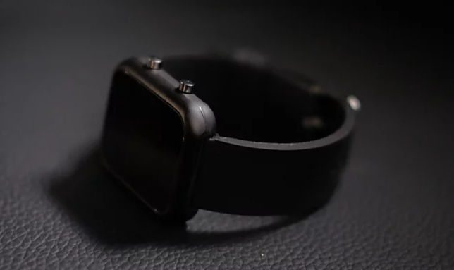 ภาพขนาดย่อ: DIGITAL SQUARE WATCH