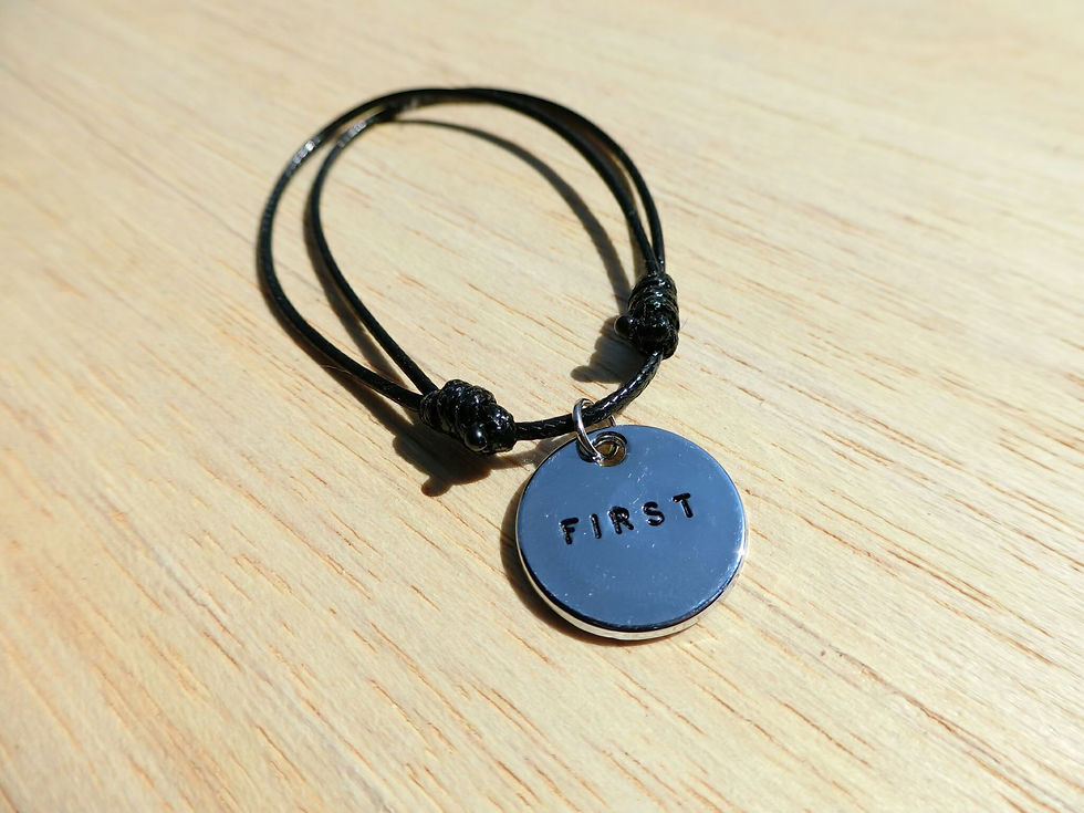 ภาพขนาดย่อ: CIRCLE ROPE BRACELET