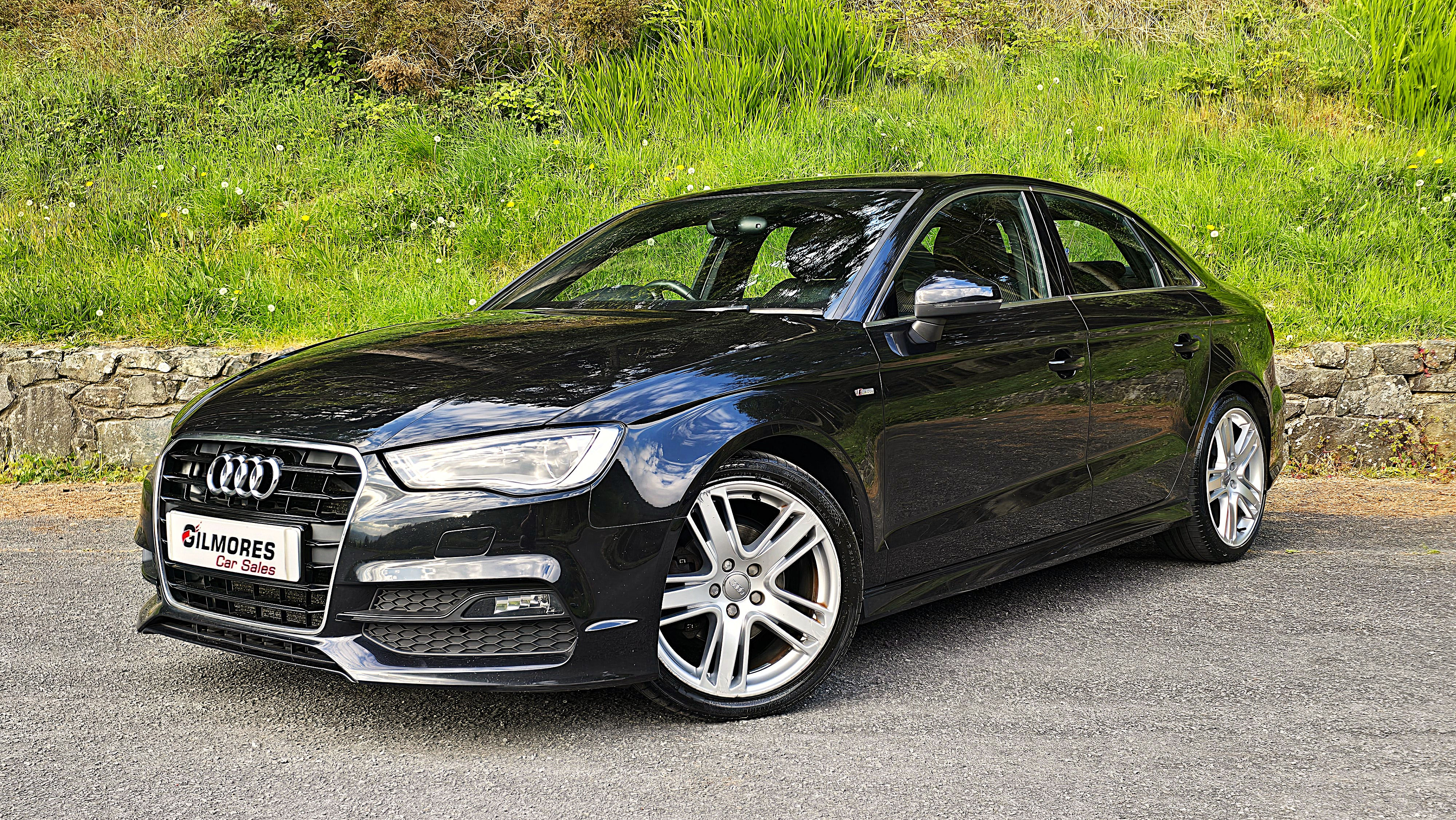 April 2014 Audi A3 2.0TDi S-Line S-Tronic 4dr Saloon