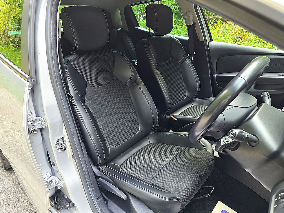 Thumbnail: NOW SOLD. 2018 Renault Clio 1.5DCi GT-Line Spesial Edition 5dr hatchback