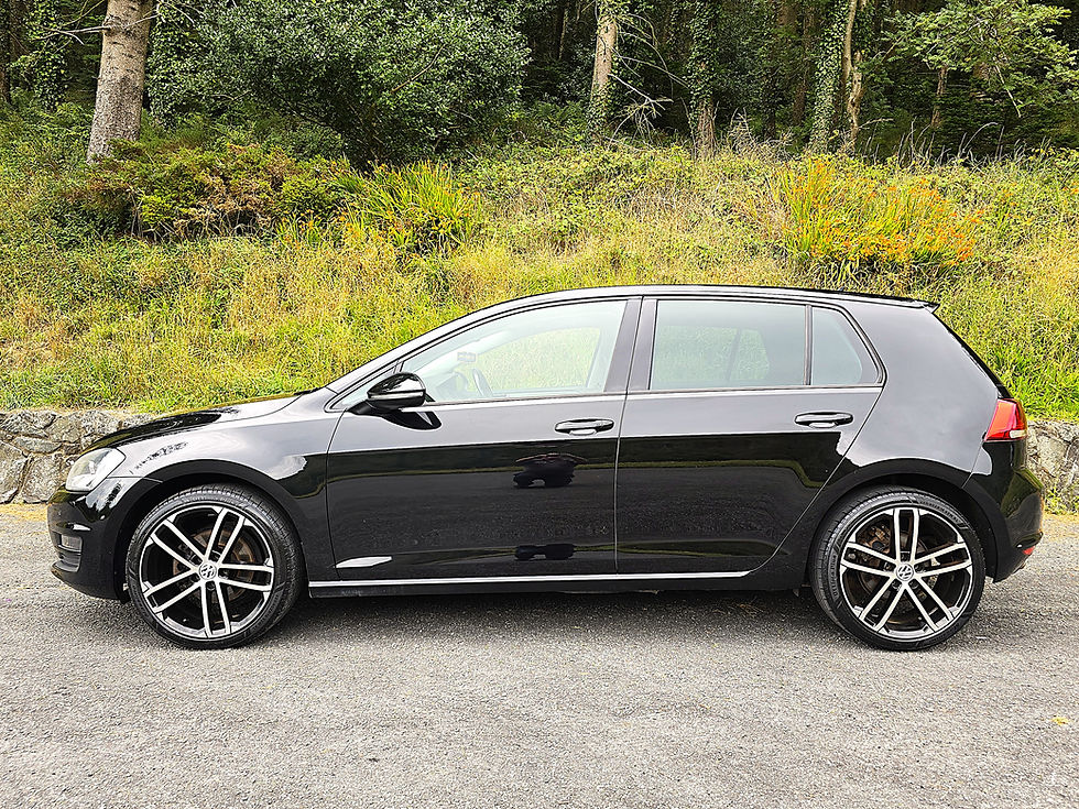 Thumbnail: SOLD 2016 V.W. Golf 1.6TDi Match Edition