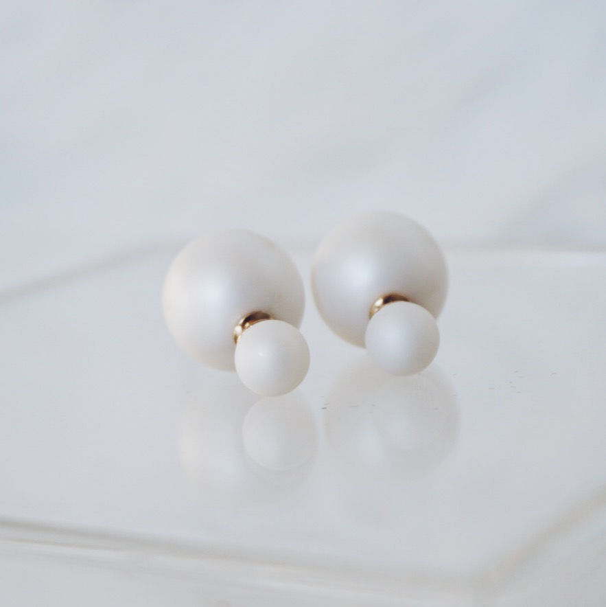 Thumbnail: Classic Double Pearl Earrings