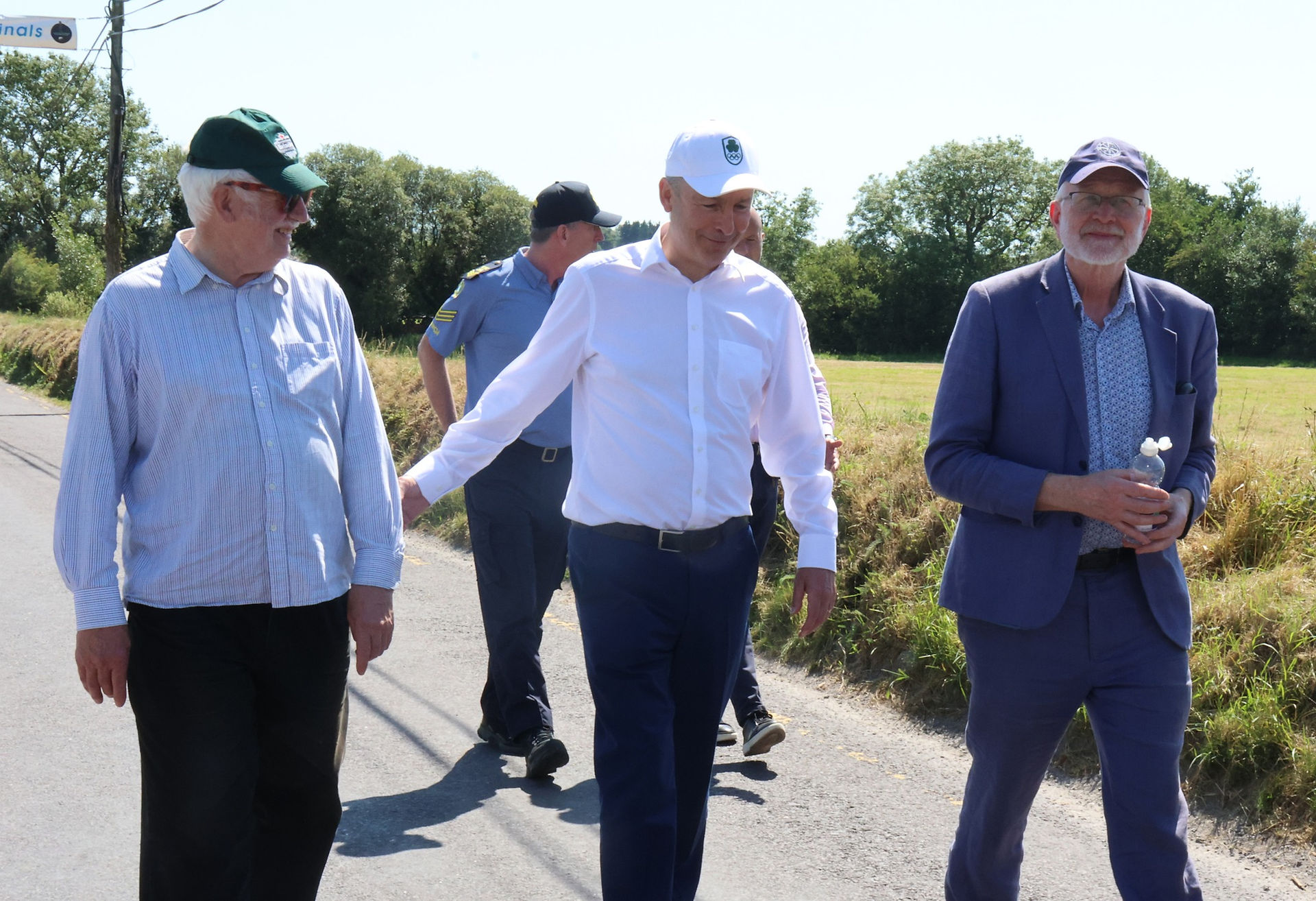 An Taoiseach, on his way to the start line 