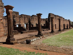 Difusión de publicaciones sobre patrimonio cultural argentino junto a CEDODAL