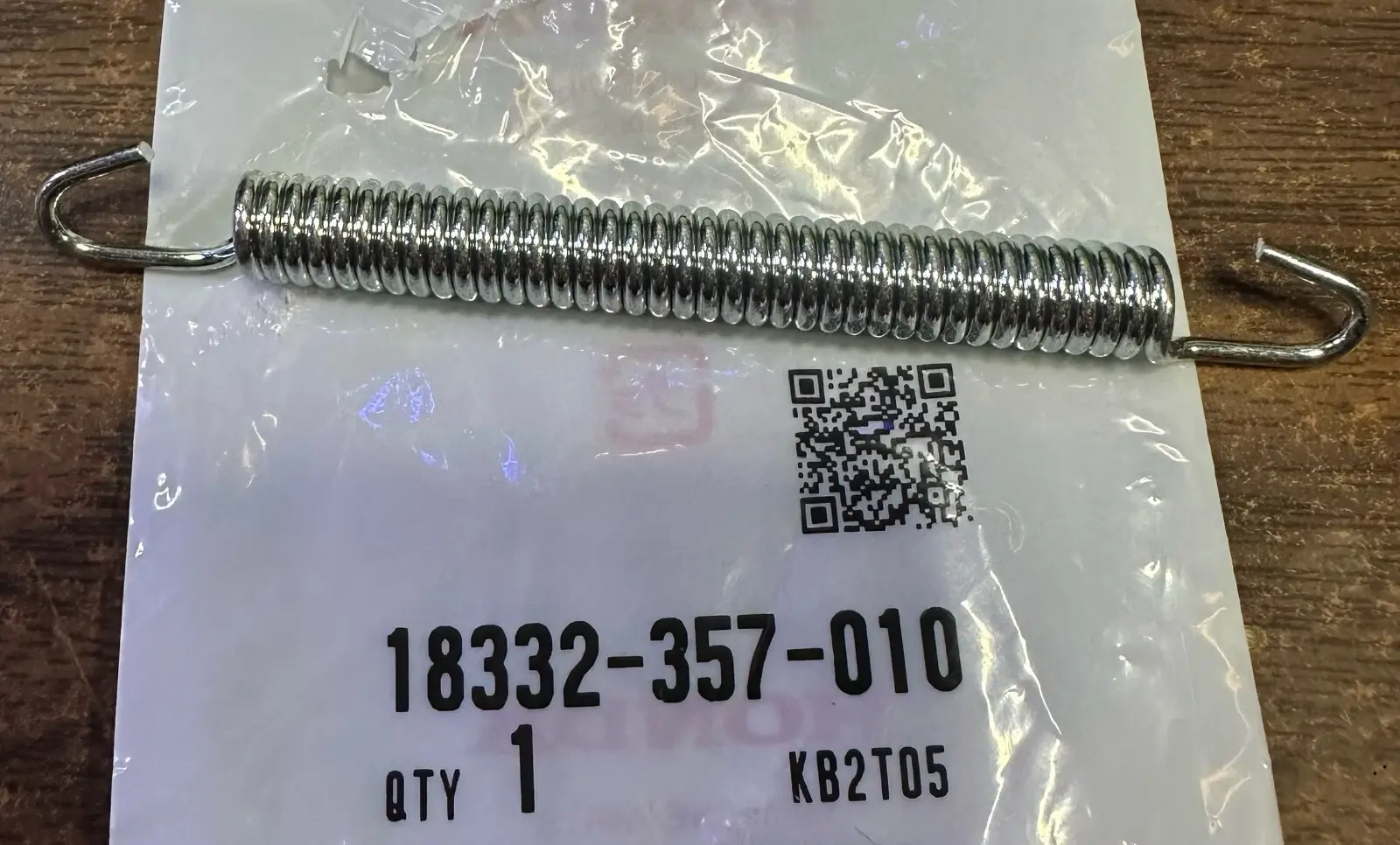 R2356 OEM HONDA EXHAUST PIPE SPRING FITS FL250 CR250 MT125 MR250 18332-357-010