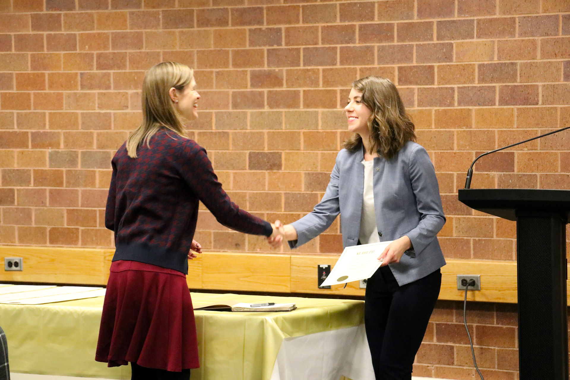 handshake2