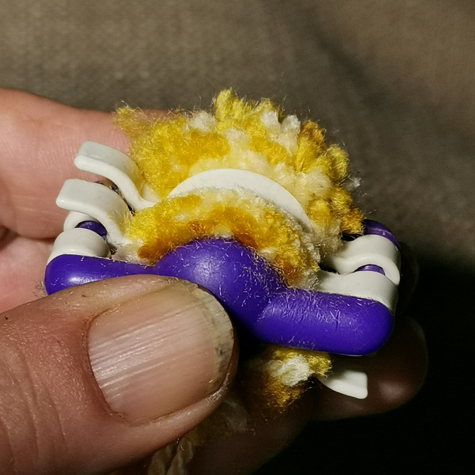 Pom Pom maker