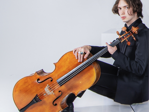 Du 6 au 8 septembre 2024, le jeune et talentueux violoncelliste Soni Siecinski est à l’affiche du spectacle de clôture des Jeux paralympiques, «Laissez-nous danser», au Théâtre du Châtelet.