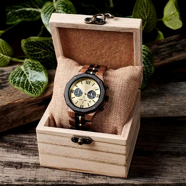Thumbnail: Custom Dutch wooden watch