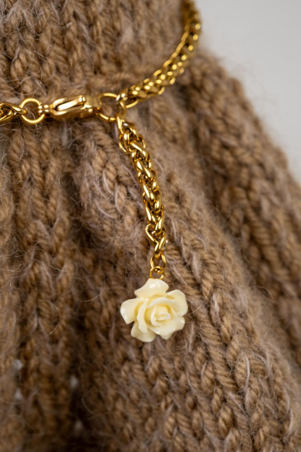 Thumbnail: Soffice Bow Couture