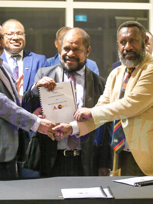 PNGSF signs Broadcasting Agreement with EMTV