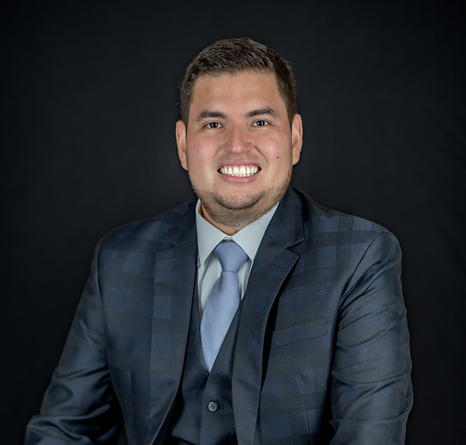 DAA Proff Headshot.jpg