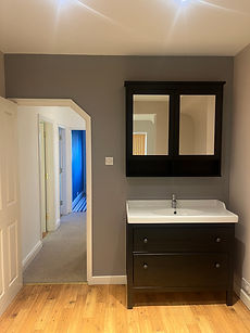 bathroom 43 s s r.jpeg