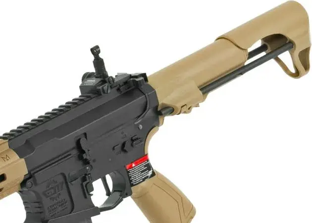 Miniature : CM16 Raider L 2.0E G&G - Tan désert