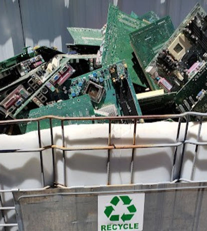 commercial e-waste recycling_edited.jpg