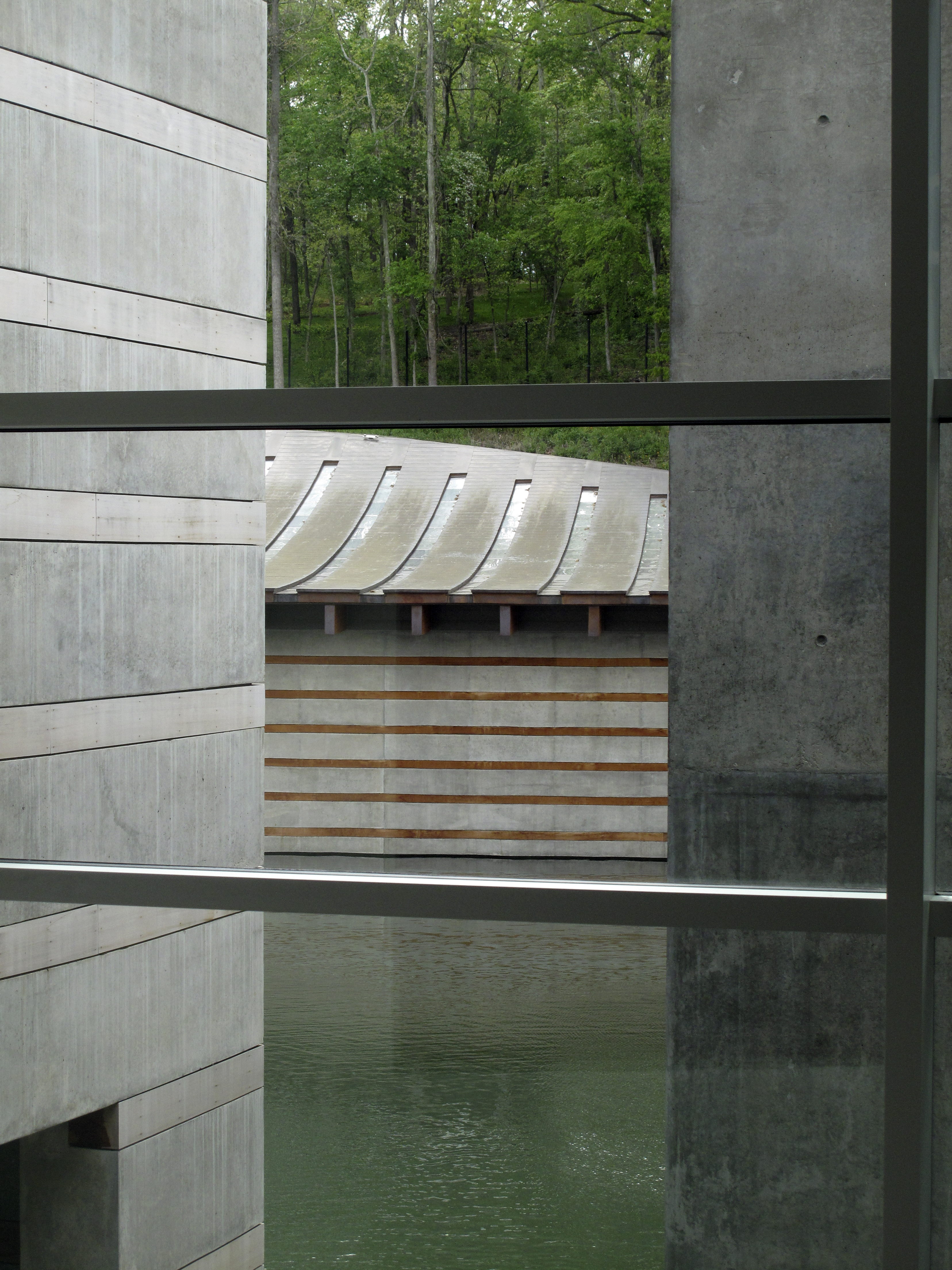 Windows, Crystal Bridges