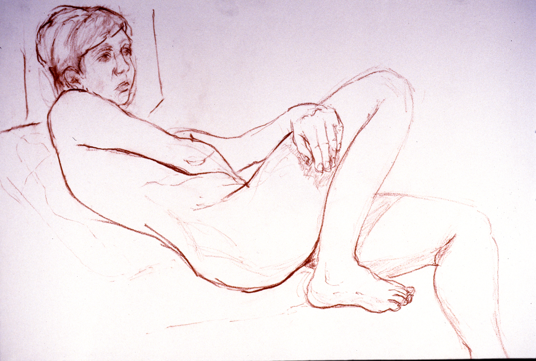 kate relaxing red conte