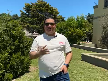 Les presentamos al Doctor Luis Echeverría. Cirugía General