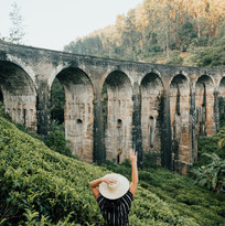 solo travller visits 9 arch bridge ella sri lanka