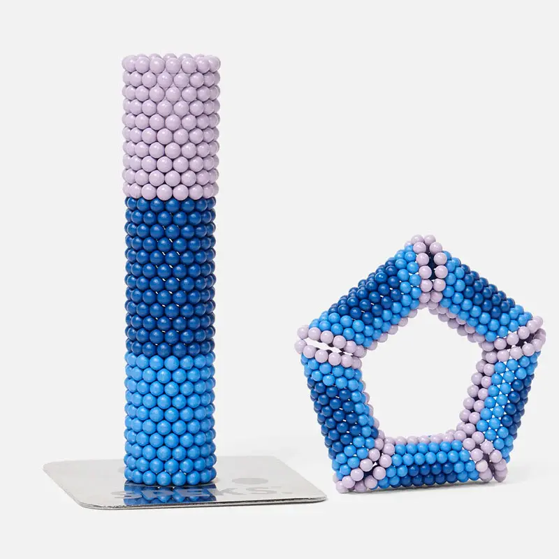 Thumbnail: Speks Magnetic Balls