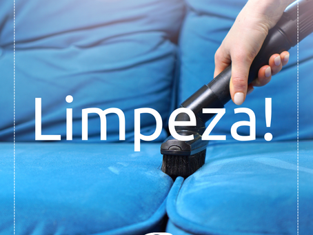 Como limpar um sofá de veludo?