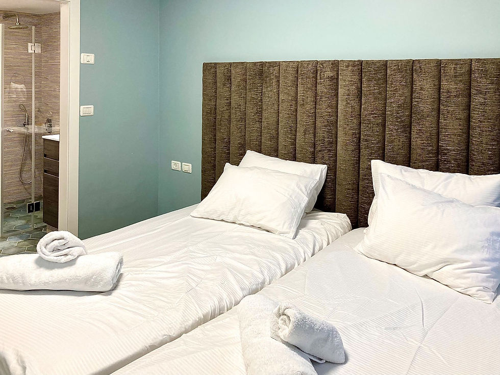 Thumbnail: 6 Mavo Timna, 6 Bedrooms, 4 Bathrooms