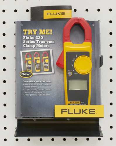 真の実効値クランプメーター AC400A FLUKE-323 見にくく