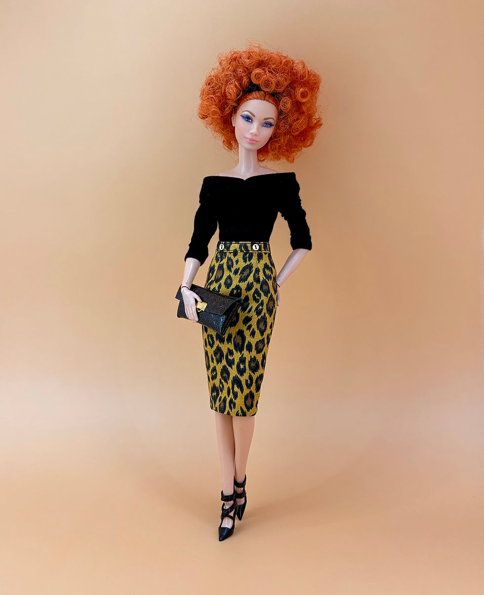 Thumbnail: The Wild Edit Collection.  Retro Outfit