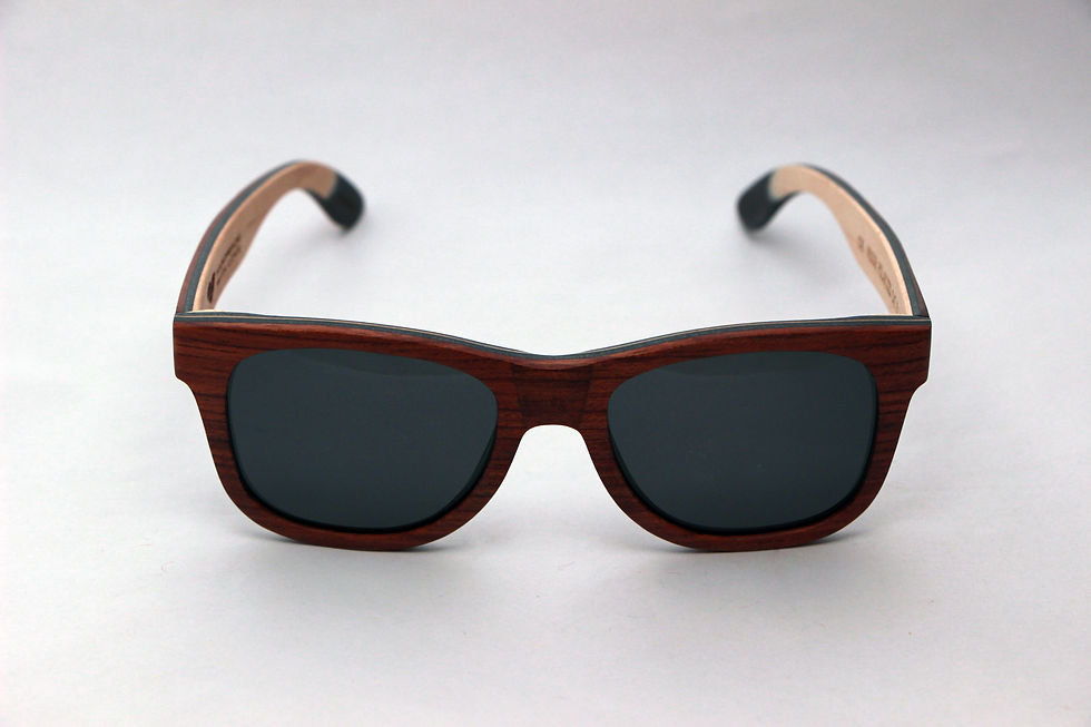 Miniaturbild: EDELHOLZ "TITUS" MAPLE BROWN/BLACK