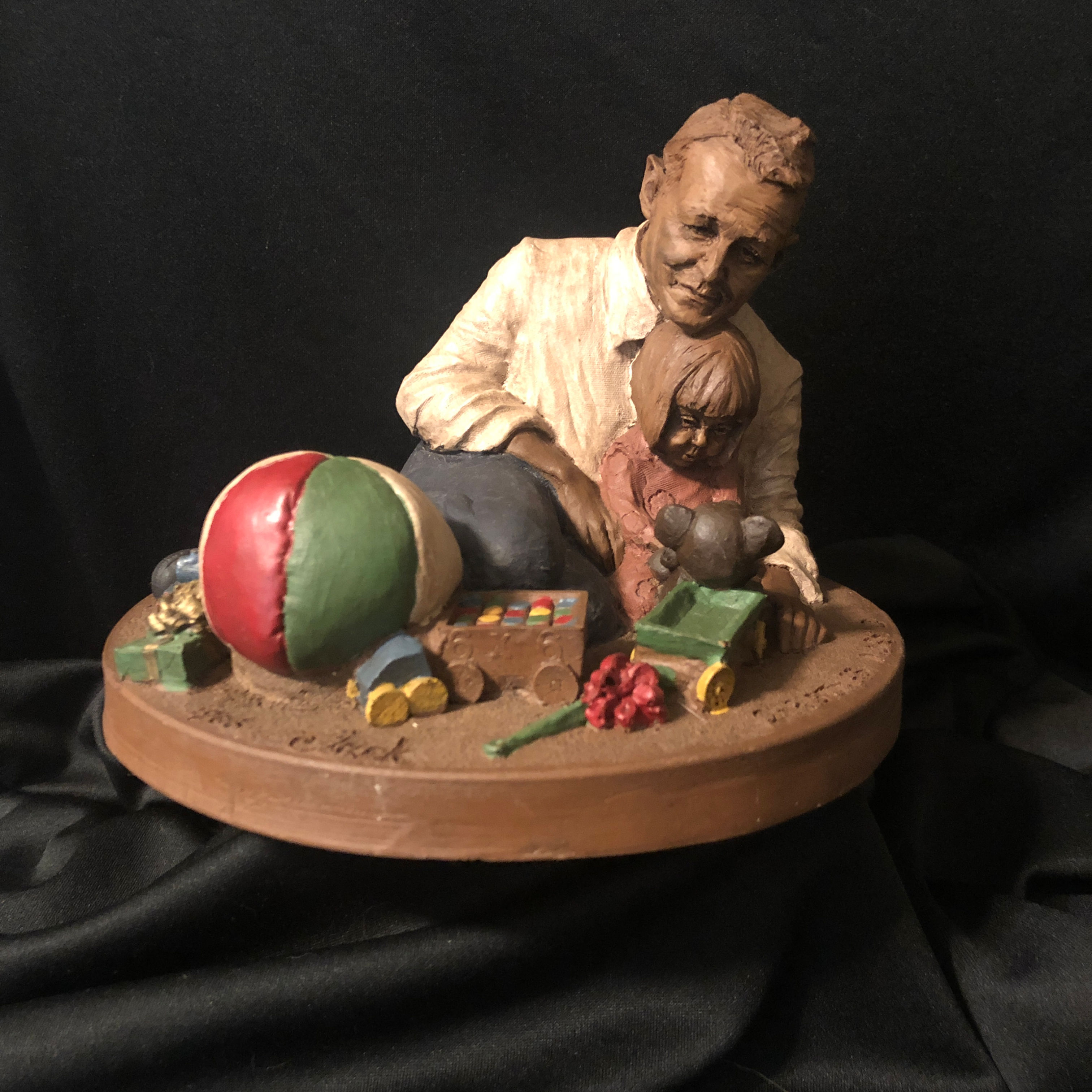 Christmas Morn - 81, Tom Clark