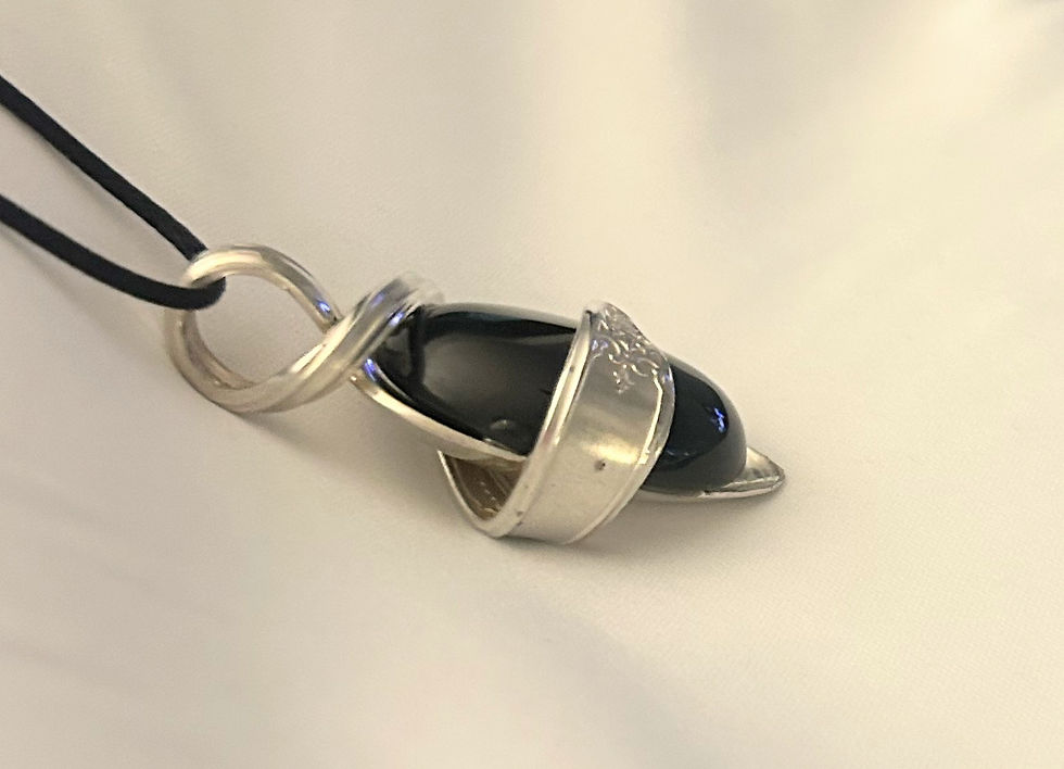 Thumbnail: Iced Teaspoon Necklace Black onyx 