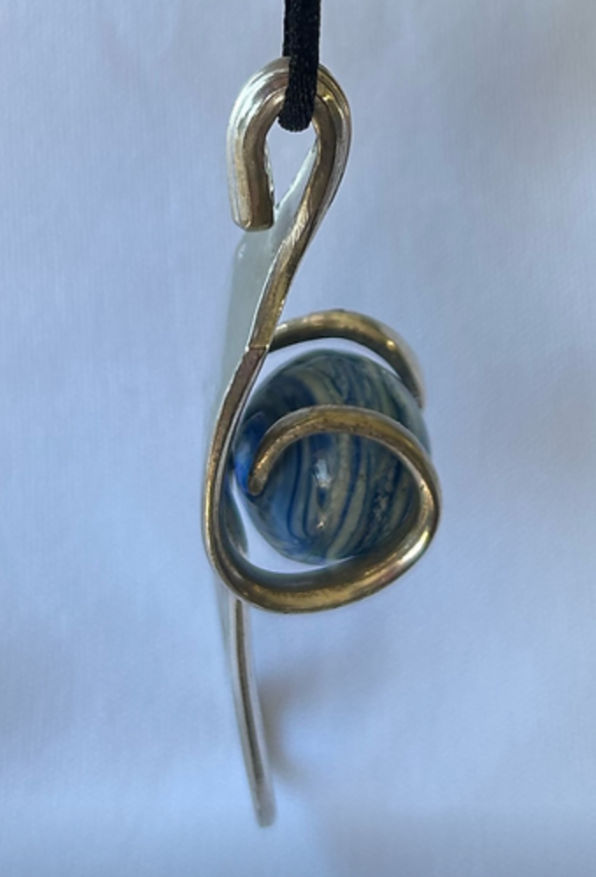 Thumbnail: Twisted Heart Marble Necklace 