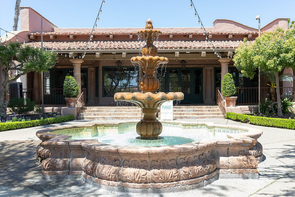 The stunning grounds at Harris Ranch are meticulously landscaped.