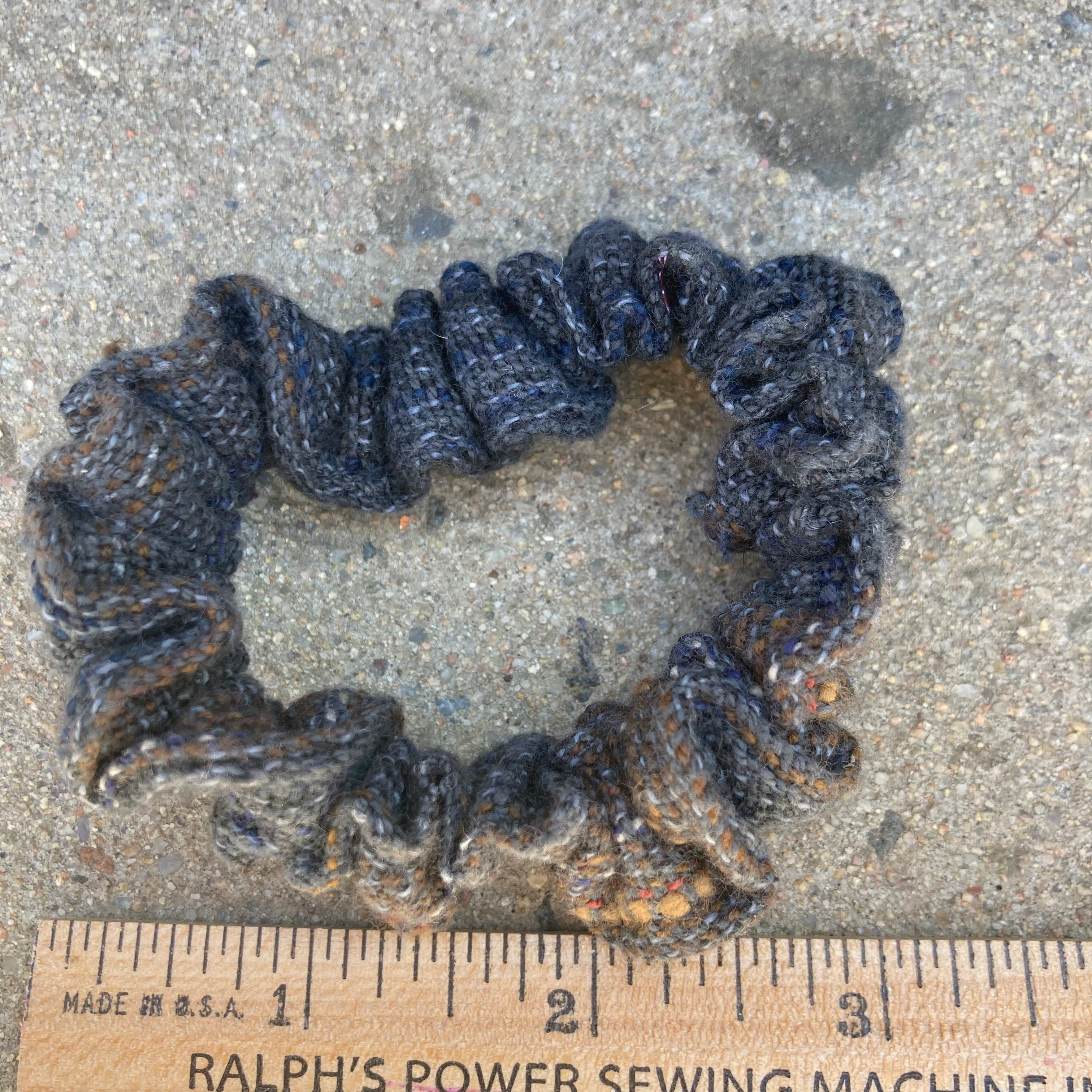 Gray Agate 2 Scrunchy, horizontal