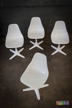 tulipchairs1.jpg