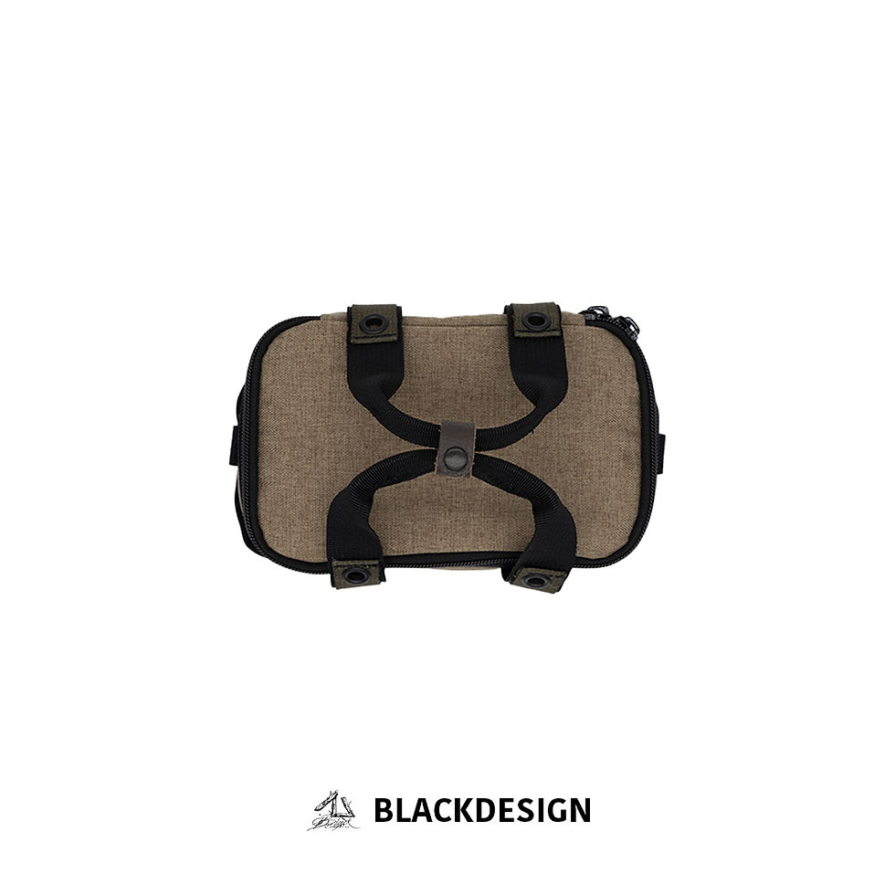 Thumbnail: Black Design 1/4 Small Bag