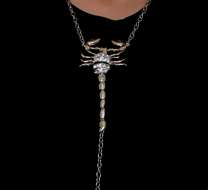 サムネイル： CRYSTAL SCORPION BODY CHAIN