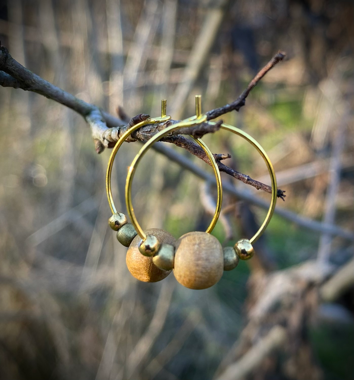 Creolen mit Gold / Bronze / Holz