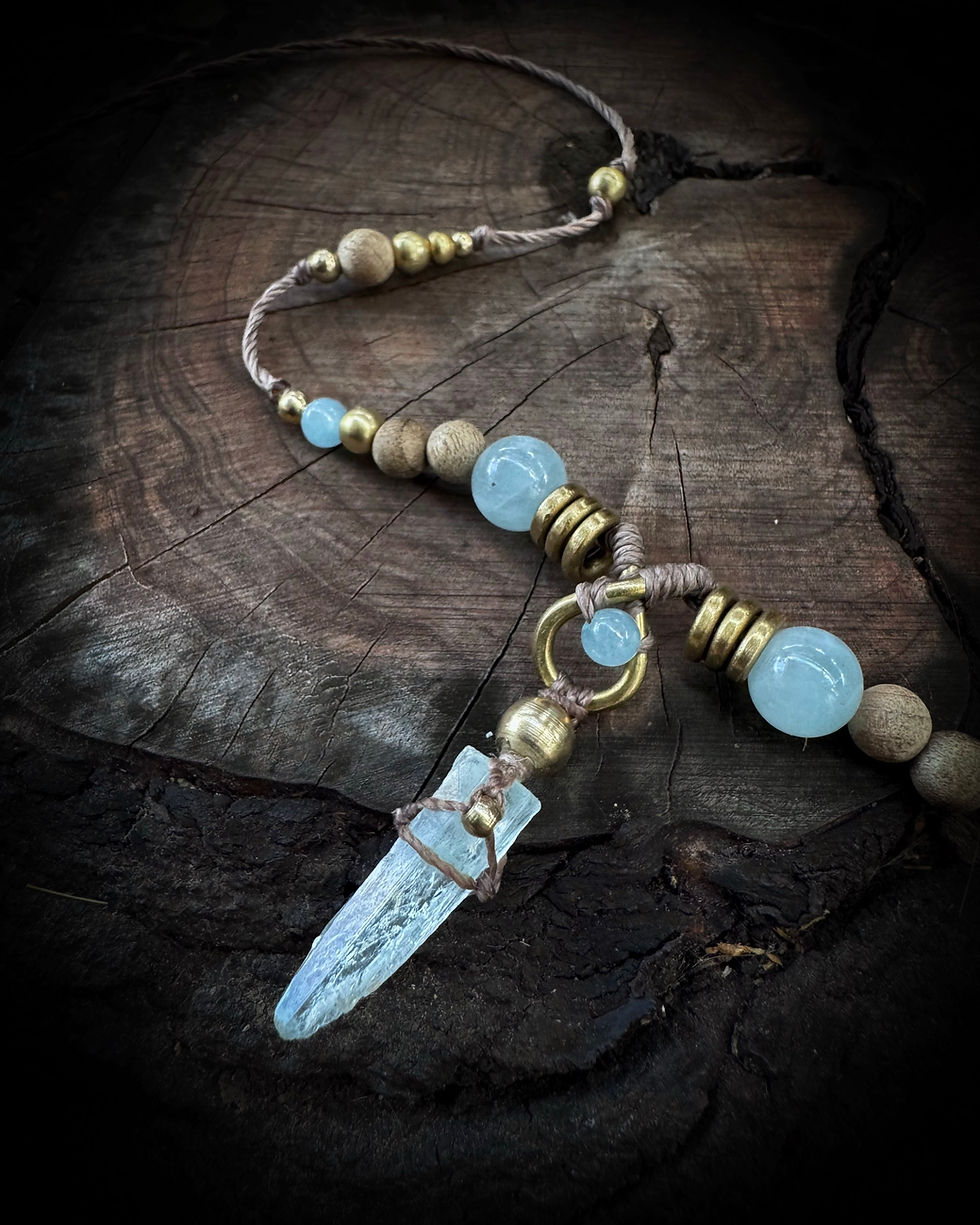 Miniaturbild: Halskette / Amulett mit Aquamarin / Messing / Holz