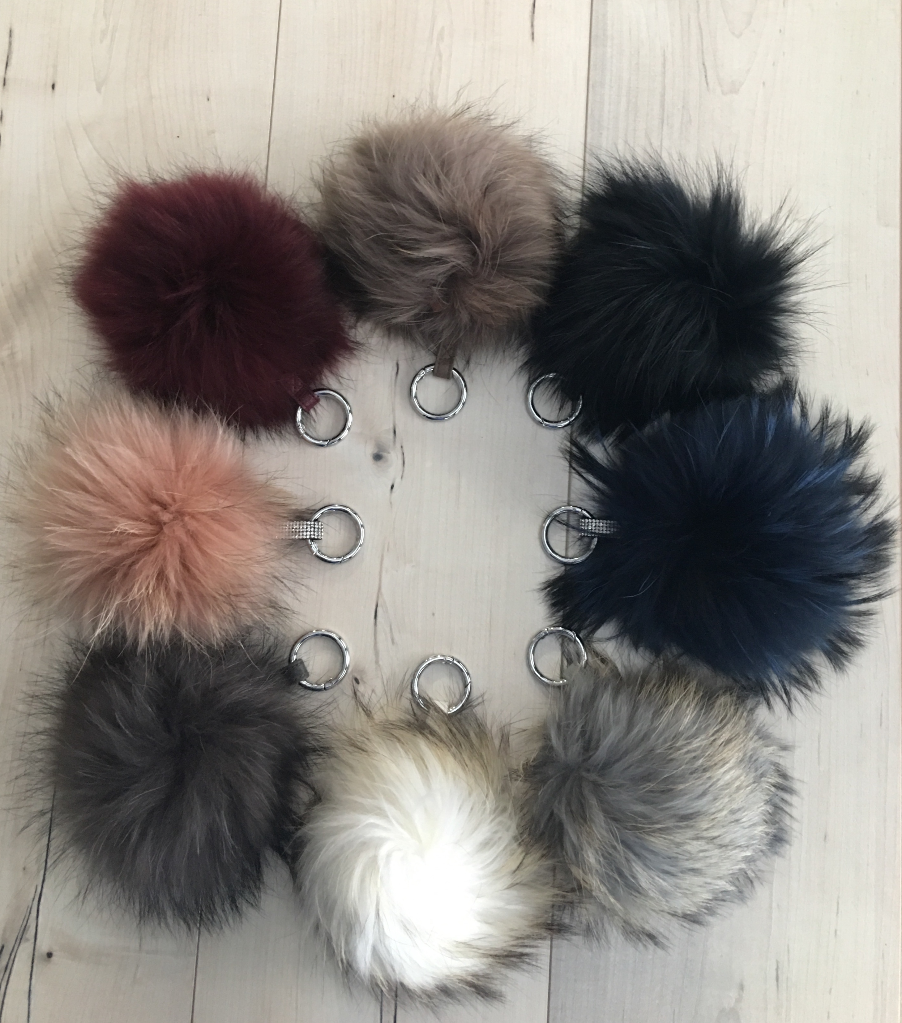 Fox fur Pom Pom's