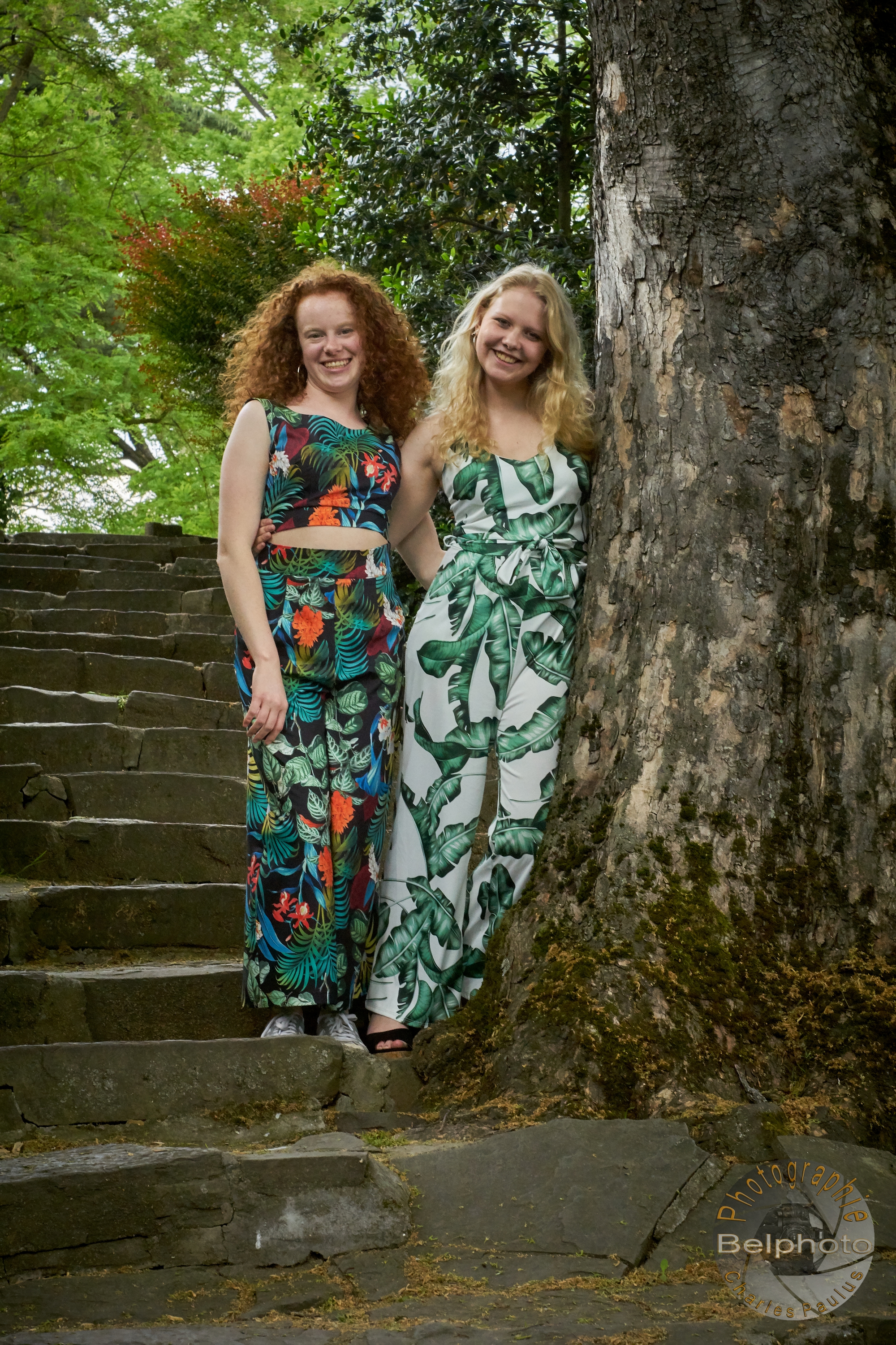 Julie & Alizee0001