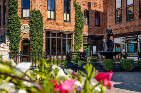 Lexington Michigan business retreat for women