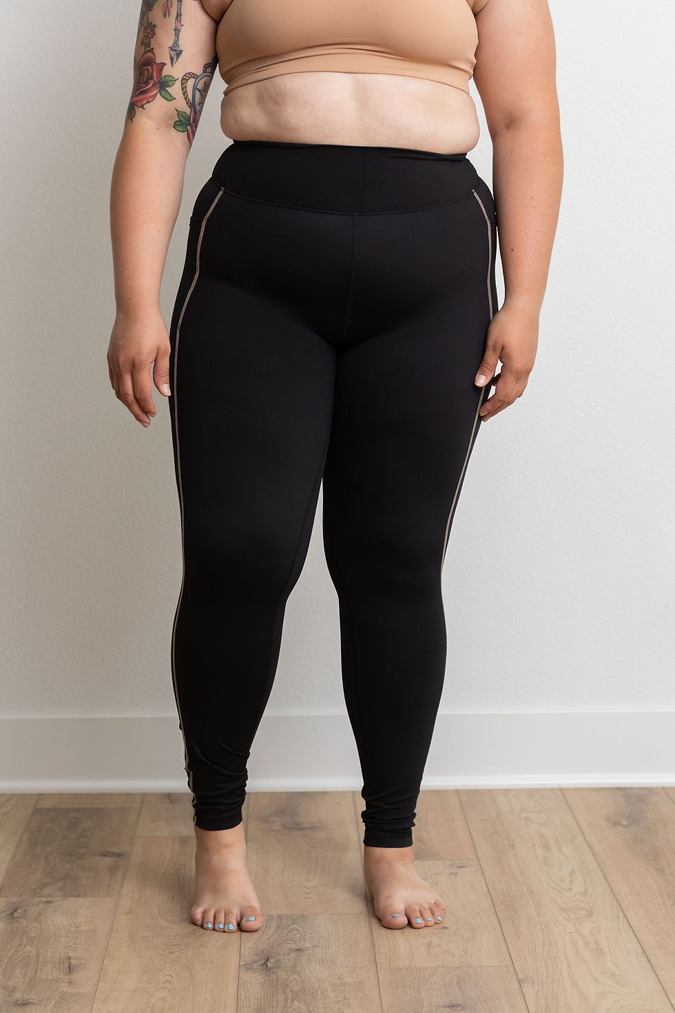 Thumbnail: Signature High Rise Leggings - Black with Sand Stitching