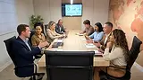 ws-centro-empresarial-sala-reunião-pessoas-7.webp