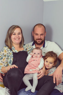 soeurs_enfant_bébé_fille_amour_famille_séance_photo_domicile_nantes