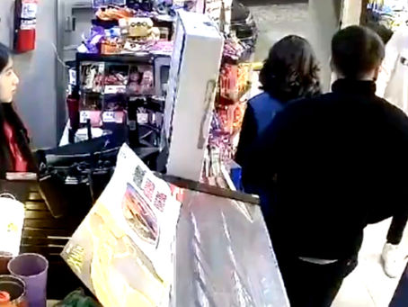 ¡Imágenes Fuertes! Asaltan una tienda Oxxo, cerca del Parque Naucalli, Naucalpan
