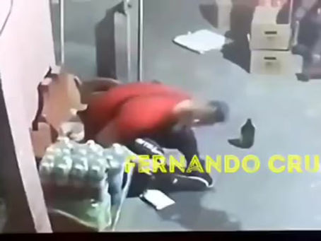 ¡IMÁGENES FUERTES! Policía de Tlalnepantla, busca a sujeto que estranguló a un gatito