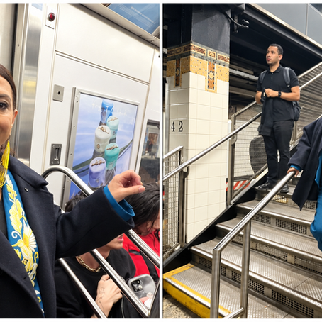 Clara Brugada posa en el Metro de Nueva York mientras el Metro CDMX enfrenta retrasos y fallas
