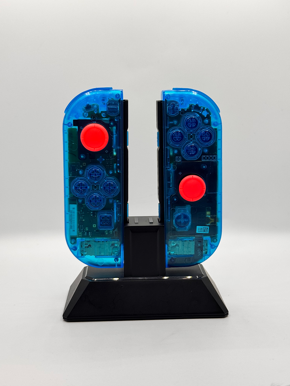 Custom Nintendo Switch Clear Blue Reshelled Joy-Cons Blue buttons